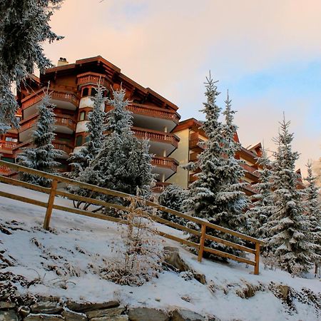 Hotel Royal Crans-Montana Exterior photo