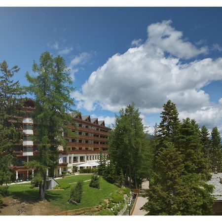 Hotel Royal Crans-Montana Exterior photo