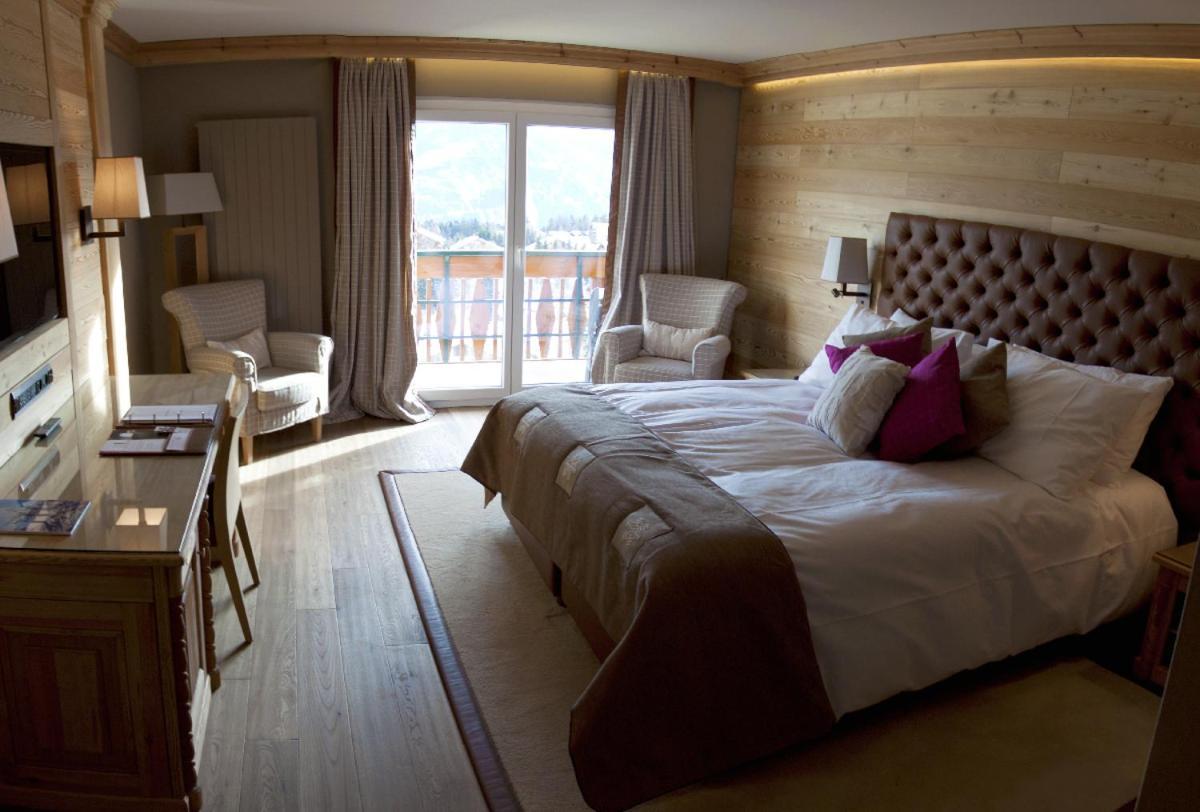 Hotel Royal Crans-Montana Room photo