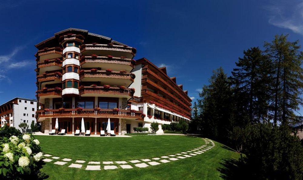 Hotel Royal Crans-Montana Exterior photo